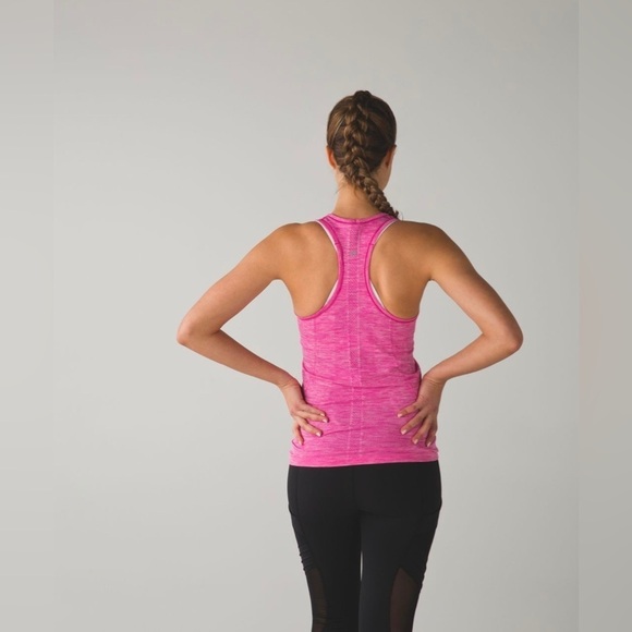 Lululemon Swiftly Tech Racerback Pink size 8 - Picture 3 of 7
